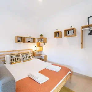 lisbon-hill-house-no-599b.hotels-lisbon-portugal.com/