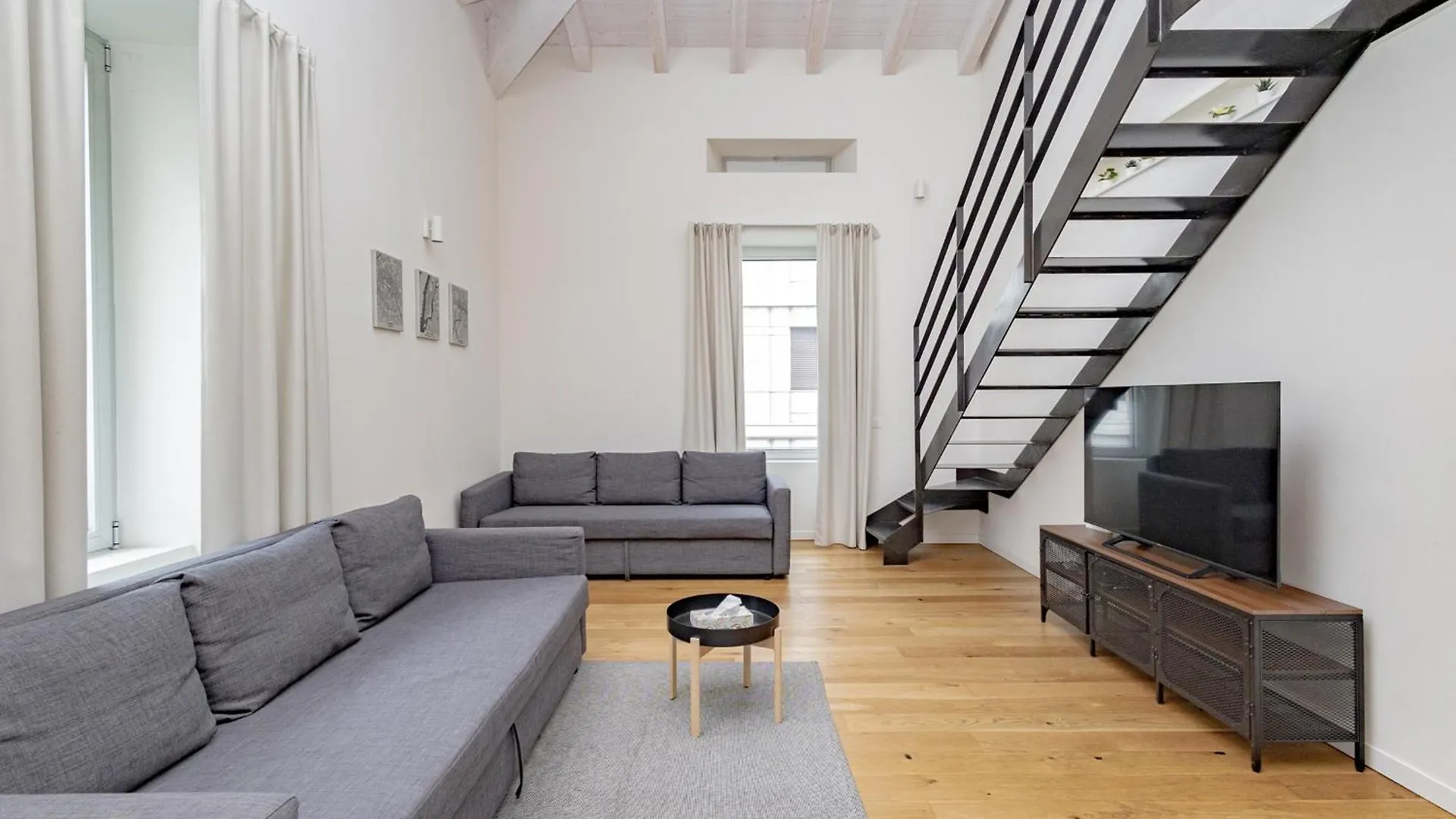 Suite 38 Bergamo 0*,  Italia