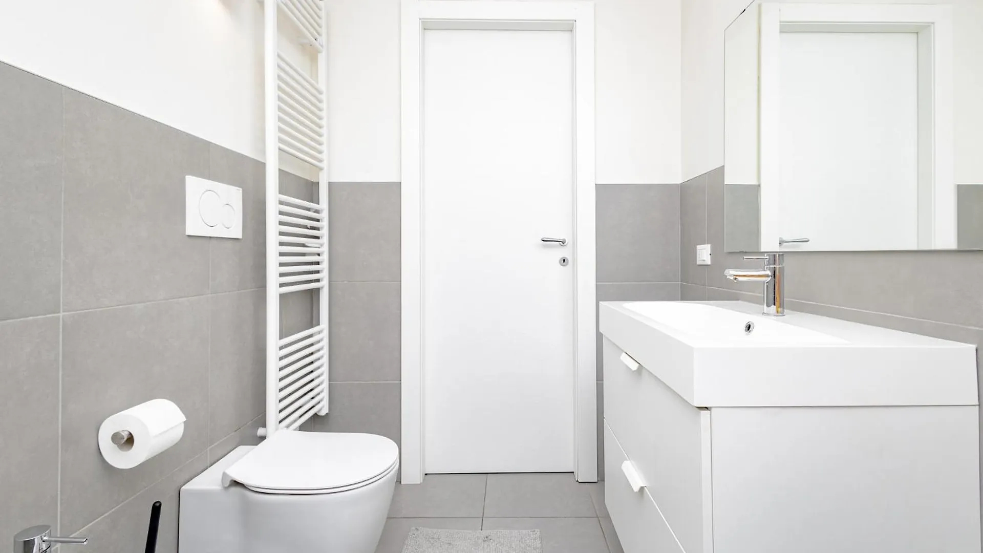 Suite 38 Bergamo 0*,  Italia